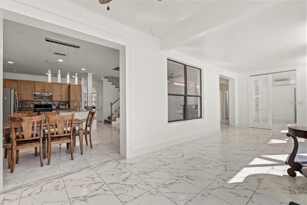 En Venta: $950,000 (6 camas, 4 baños, 4767 Pies cuadrados)