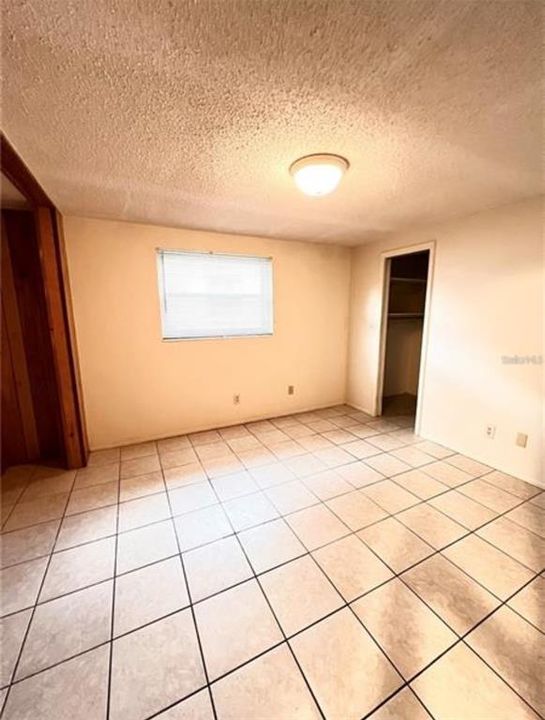 For Rent: $2,075 (3 beds, 2 baths, 1594 Square Feet)