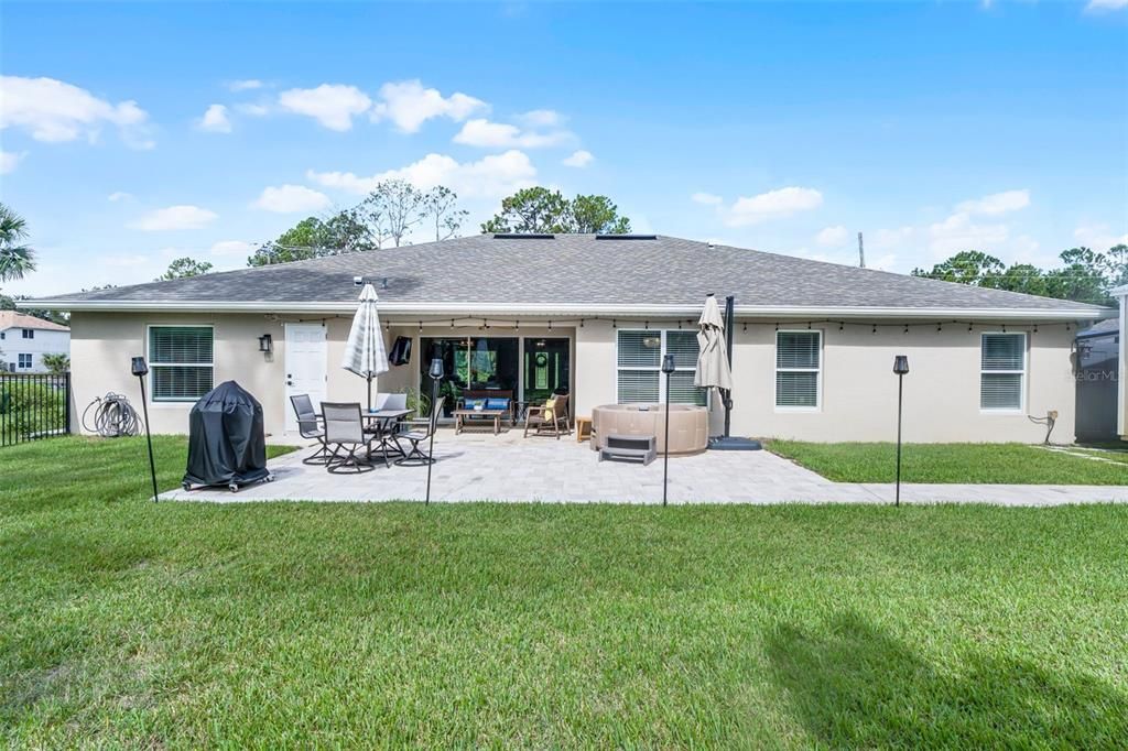 Active With Contract: $499,000 (4 beds, 3 baths, 2337 Square Feet)