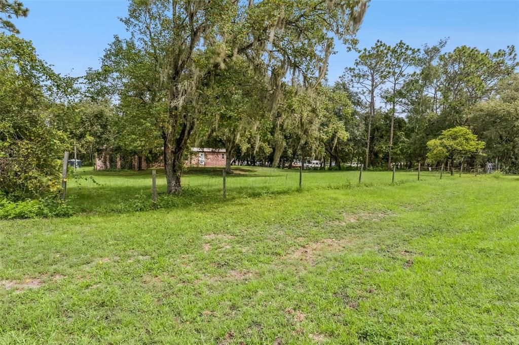 For Sale: $155,000 (3 beds, 2 baths, 1548 Square Feet)