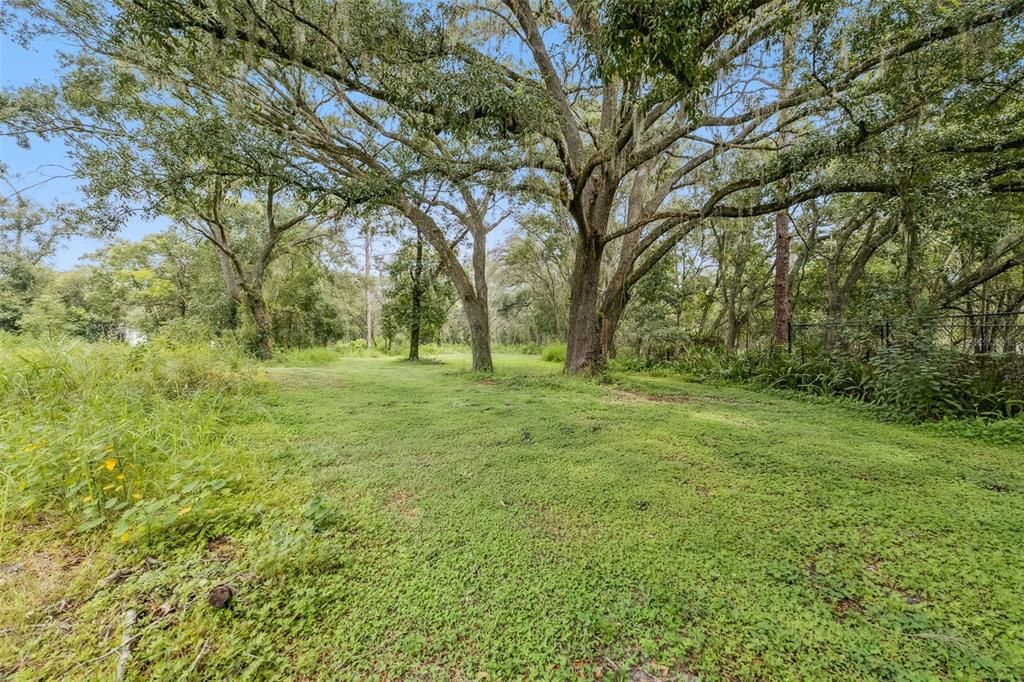 For Sale: $155,000 (3 beds, 2 baths, 1548 Square Feet)