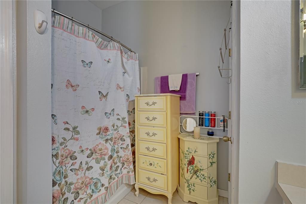 待售: $209,000 (3 贝兹, 2 浴室, 1440 平方英尺)