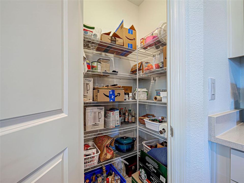 На продажу: $355,000 (3 спален, 2 ванн, 1555 Квадратных фут)