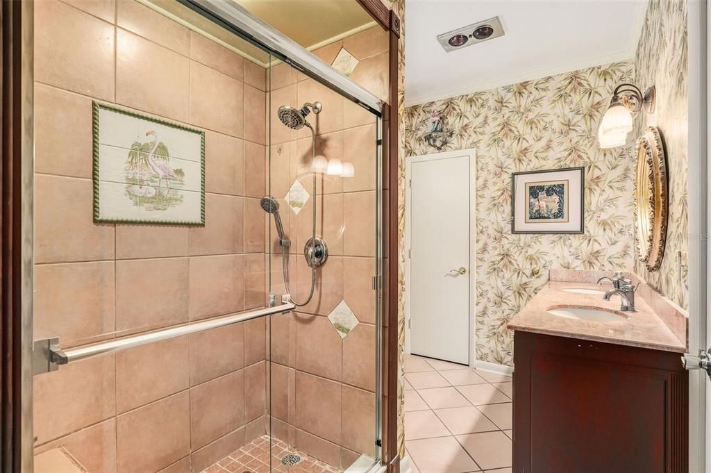 For Sale: $1,650,000 (4 beds, 3 baths, 3785 Square Feet)