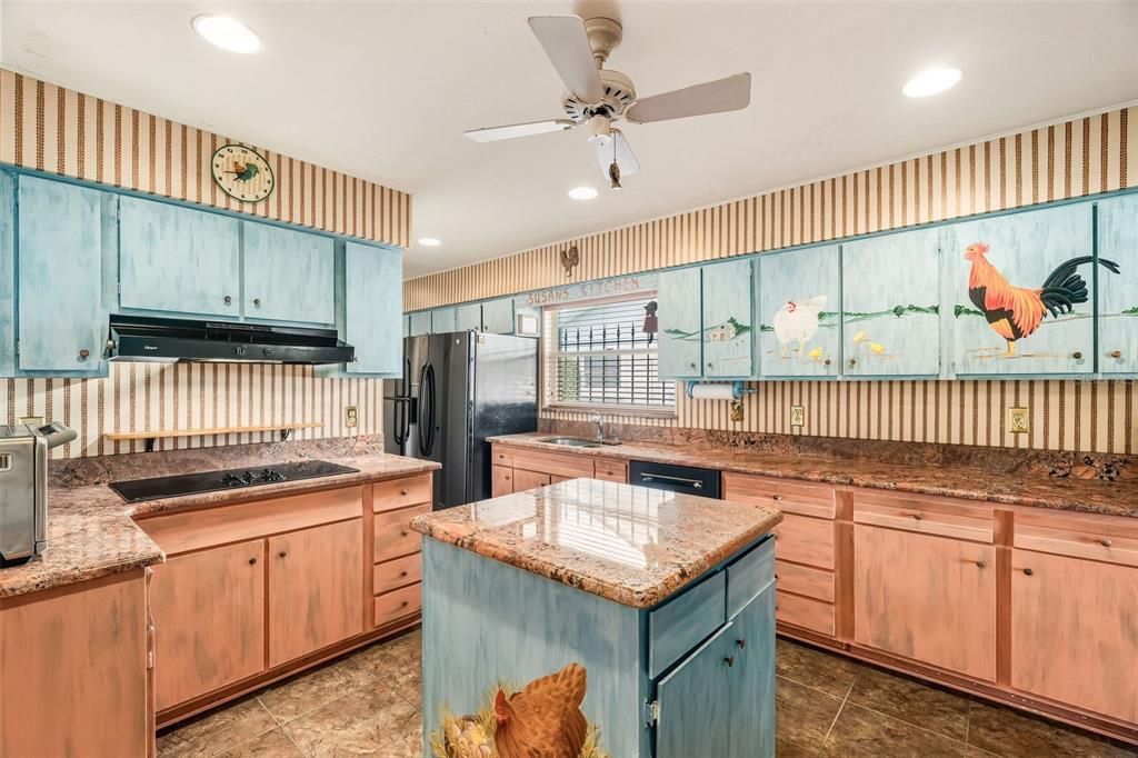 For Sale: $1,650,000 (4 beds, 3 baths, 3785 Square Feet)