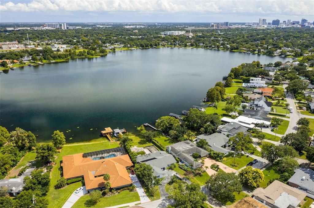 For Sale: $1,650,000 (4 beds, 3 baths, 3785 Square Feet)