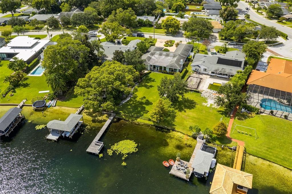 For Sale: $1,650,000 (4 beds, 3 baths, 3785 Square Feet)