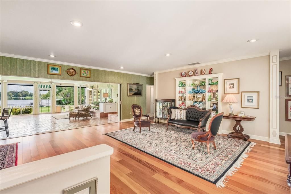 For Sale: $1,650,000 (4 beds, 3 baths, 3785 Square Feet)