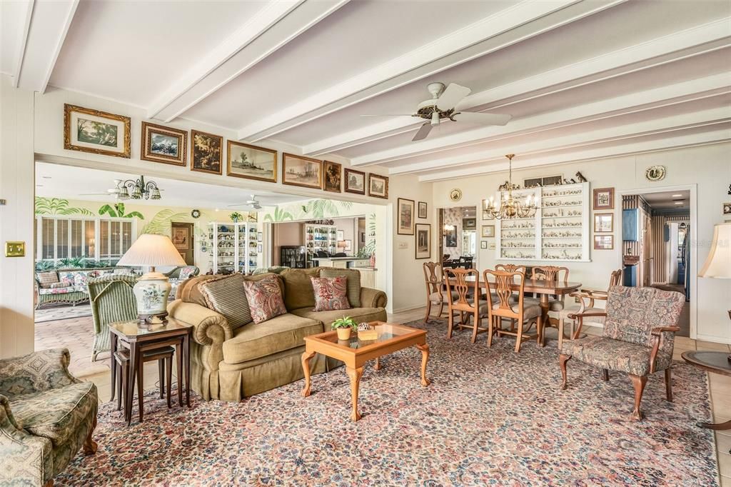 For Sale: $1,650,000 (4 beds, 3 baths, 3785 Square Feet)