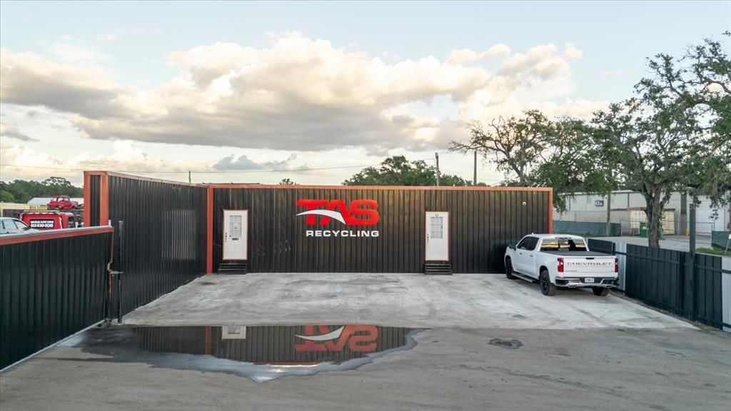 For Sale: $5,129,900 (0 beds, 0 baths, 0 Square Feet)