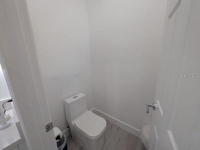 Под контрактом: $710,000 (4 спален, 3 ванн, 2674 Квадратных фут)