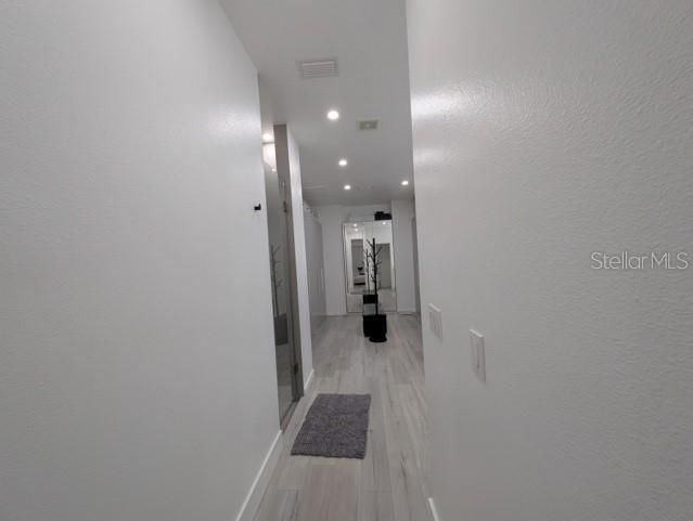 Под контрактом: $710,000 (4 спален, 3 ванн, 2674 Квадратных фут)