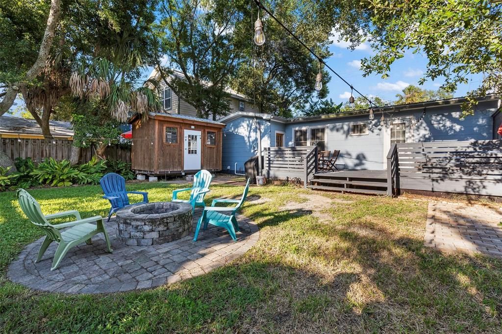 待售: $440,000 (2 贝兹, 1 浴室, 729 平方英尺)