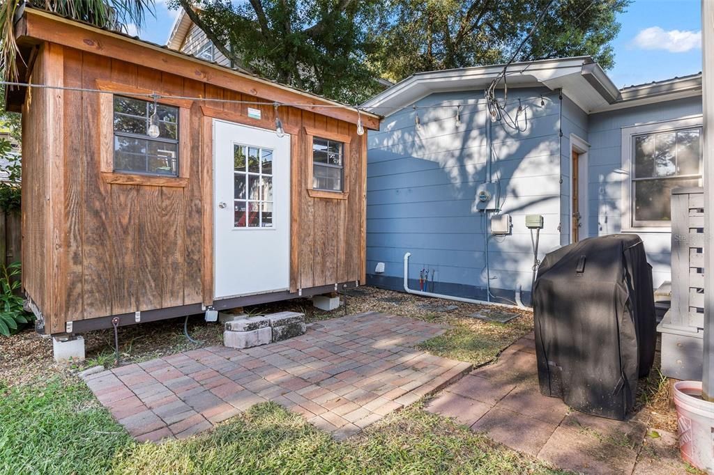 待售: $440,000 (2 贝兹, 1 浴室, 729 平方英尺)