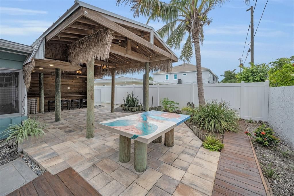 出租: $3,595 (3 贝兹, 2 浴室, 1344 平方英尺)