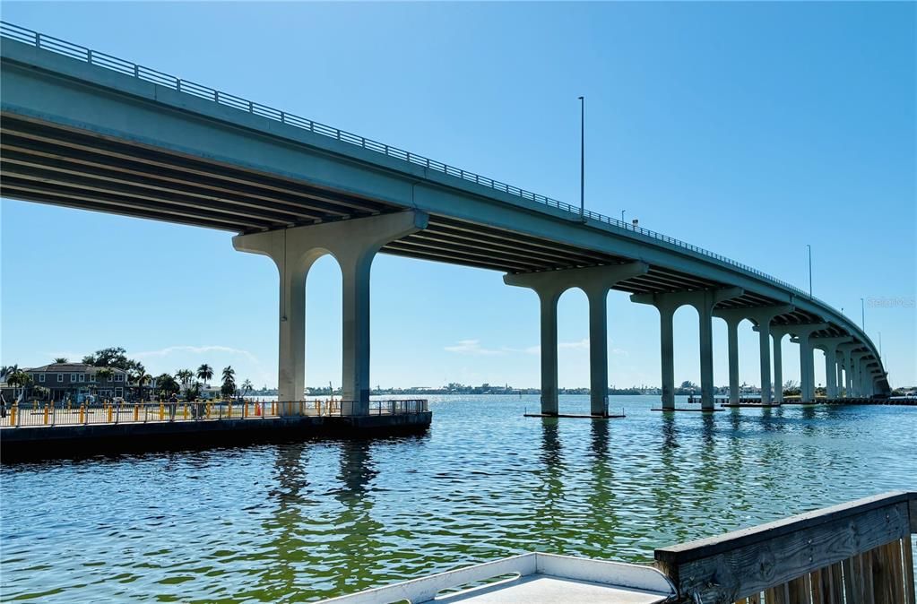 出租: $3,595 (3 贝兹, 2 浴室, 1344 平方英尺)