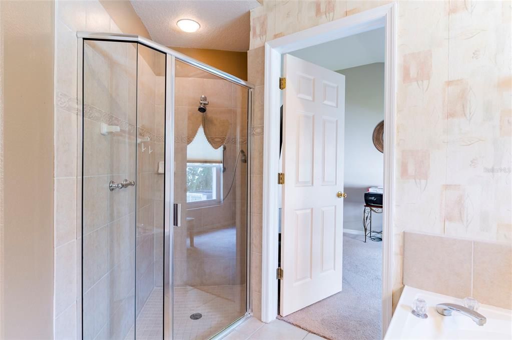 Active With Contract: $425,000 (4 beds, 2 baths, 1871 Square Feet)