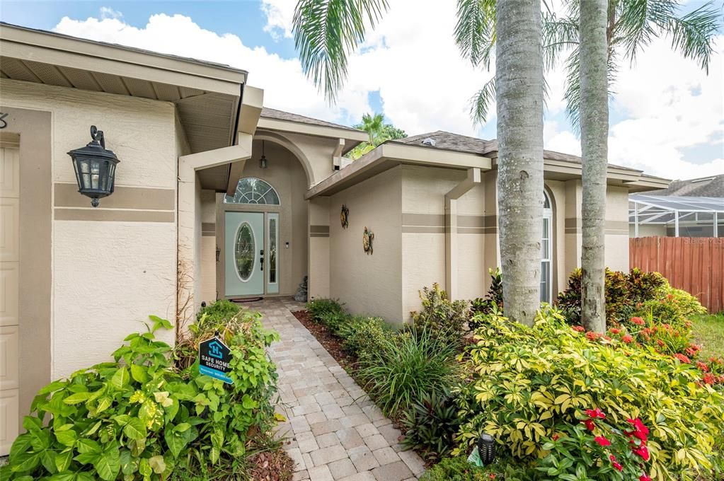 Active With Contract: $425,000 (4 beds, 2 baths, 1871 Square Feet)