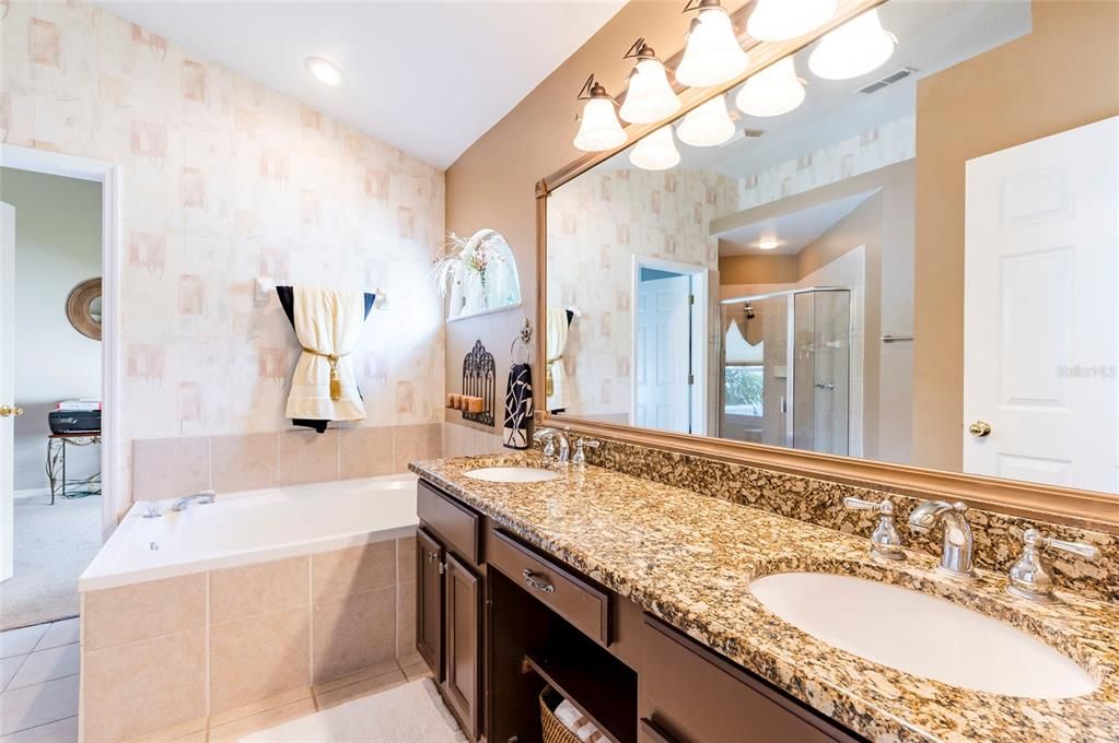 Active With Contract: $425,000 (4 beds, 2 baths, 1871 Square Feet)