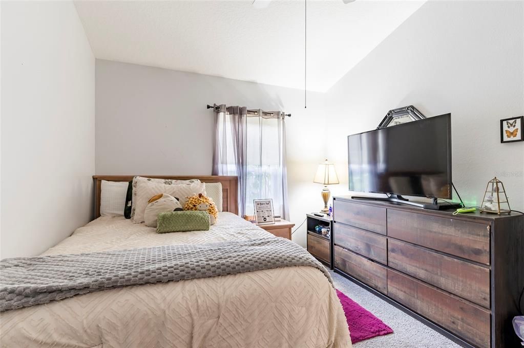 Active With Contract: $425,000 (4 beds, 2 baths, 1871 Square Feet)