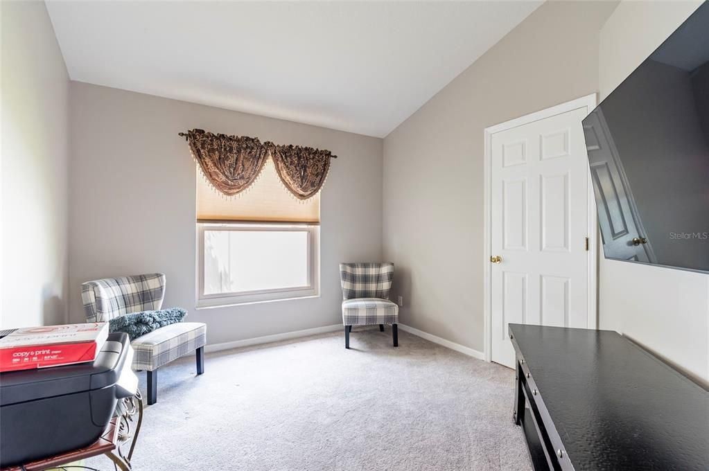 Active With Contract: $425,000 (4 beds, 2 baths, 1871 Square Feet)