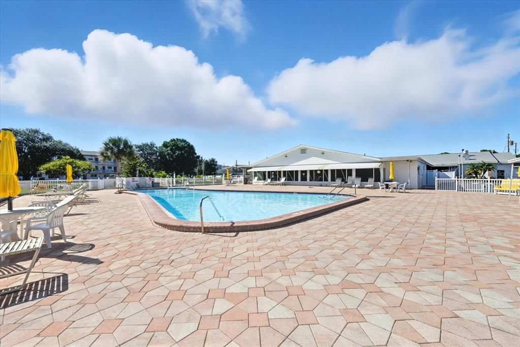 Activo con contrato: $106,000 (2 camas, 1 baños, 950 Pies cuadrados)