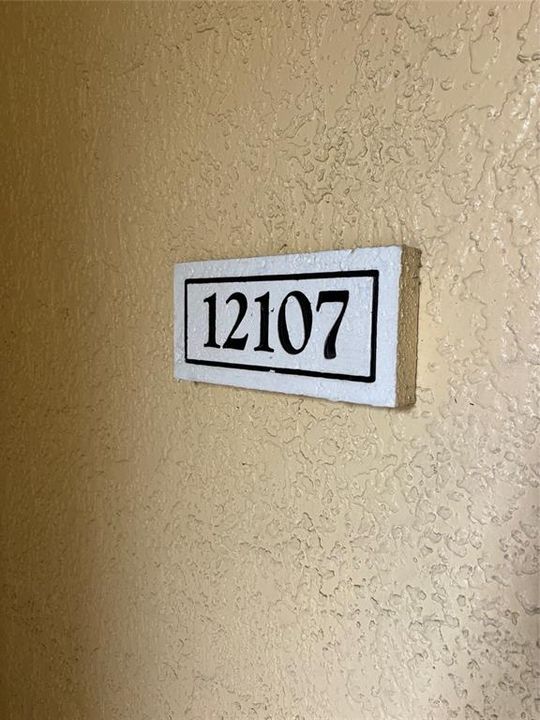 Active With Contract: $1,600 (2 beds, 2 baths, 1111 Square Feet)