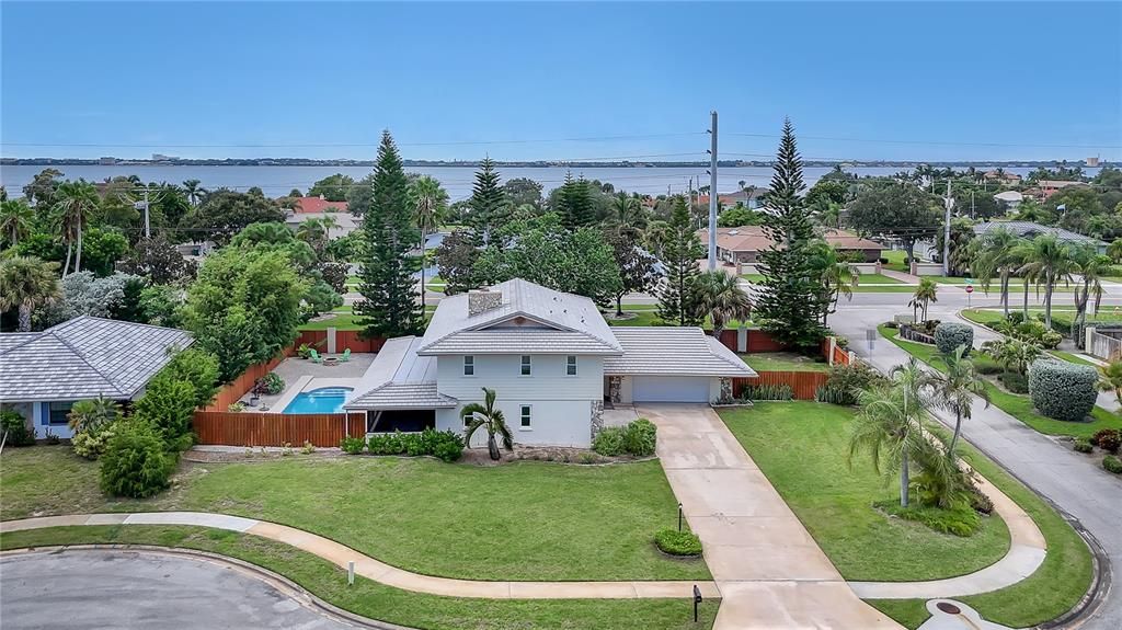 Recently Sold: $749,900 (4 beds, 3 baths, 2808 Square Feet)