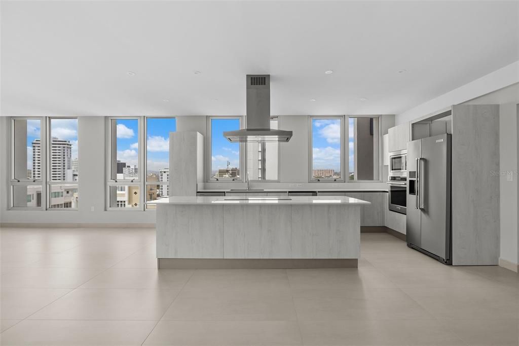 待售: $1,325,000 (2 贝兹, 2 浴室, 1616 平方英尺)