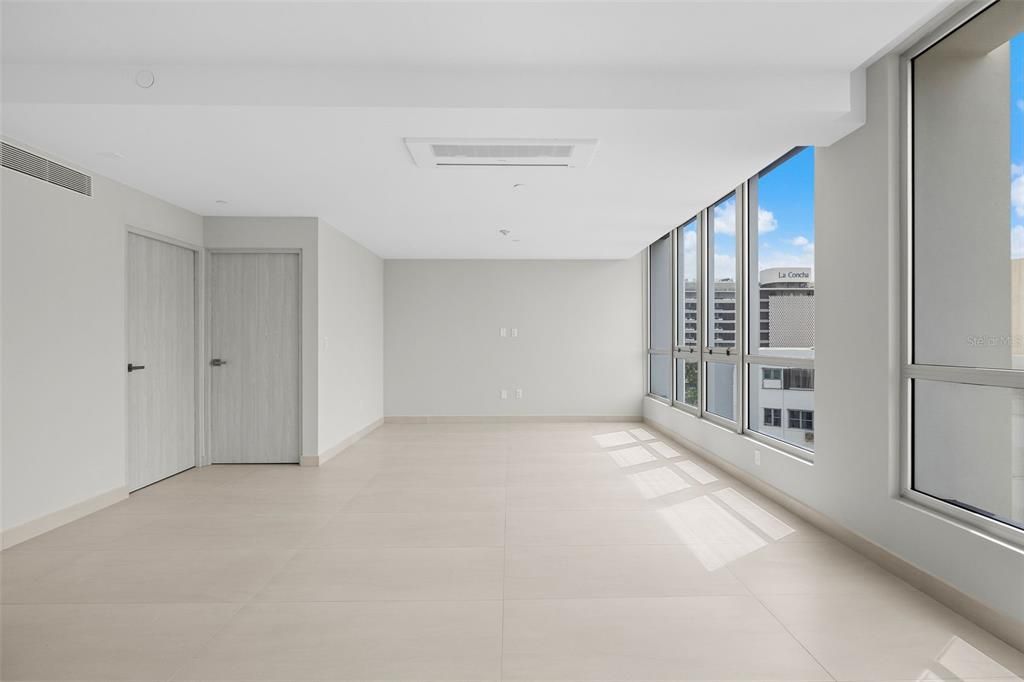 待售: $1,325,000 (2 贝兹, 2 浴室, 1616 平方英尺)