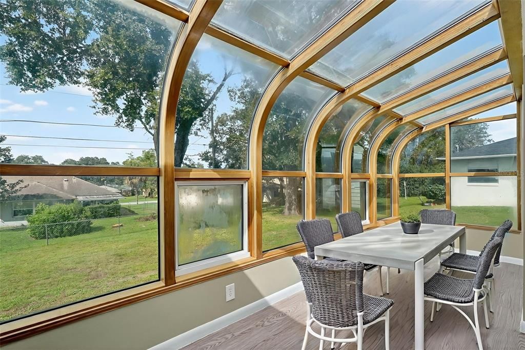 For Sale: $229,900 (2 beds, 2 baths, 1430 Square Feet)