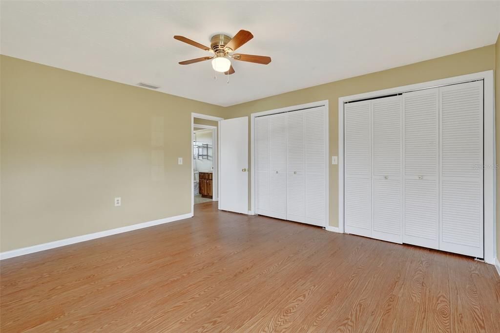 For Sale: $229,900 (2 beds, 2 baths, 1430 Square Feet)