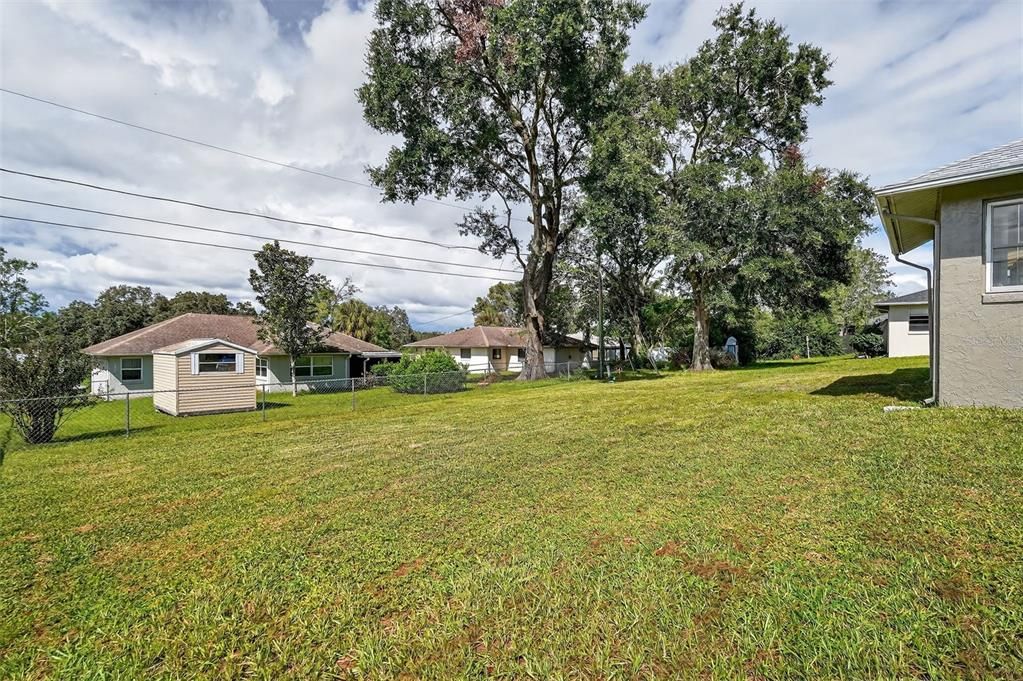 For Sale: $229,900 (2 beds, 2 baths, 1430 Square Feet)