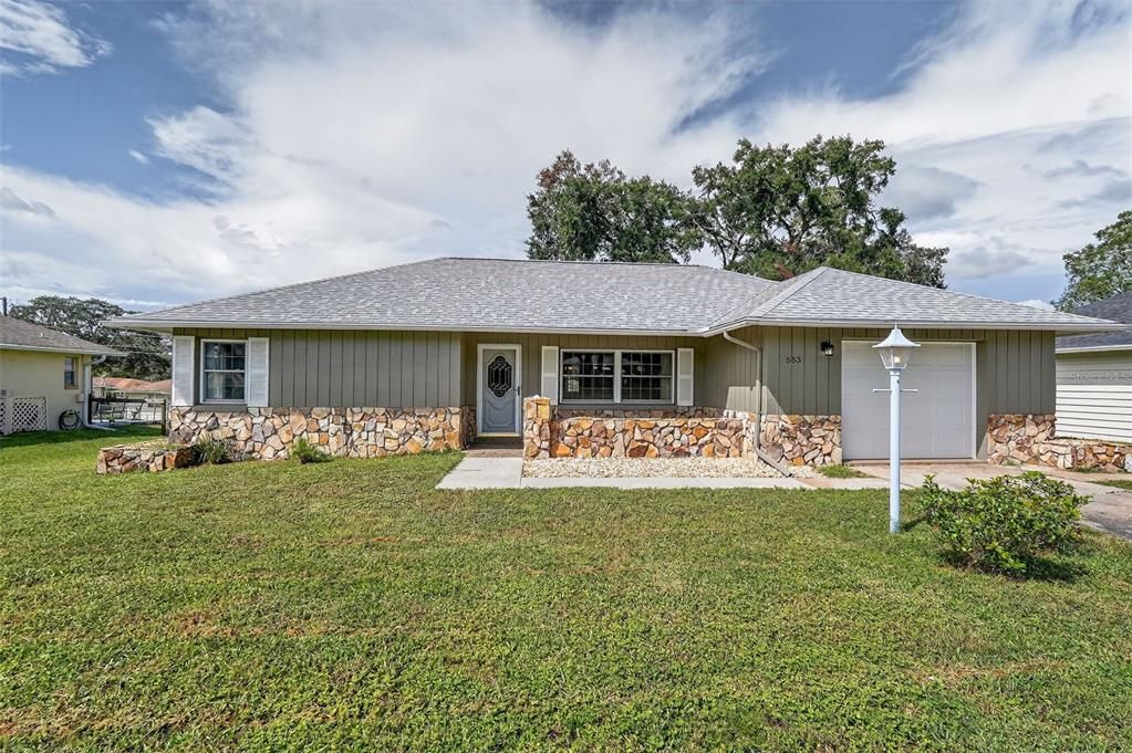 For Sale: $229,900 (2 beds, 2 baths, 1430 Square Feet)