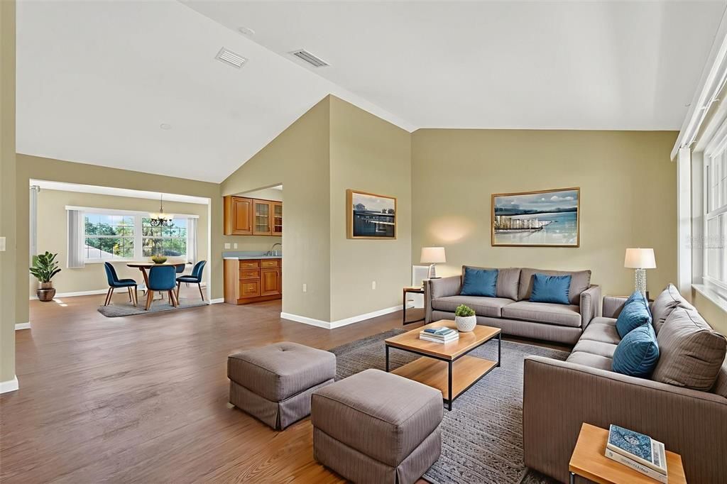 For Sale: $229,900 (2 beds, 2 baths, 1430 Square Feet)