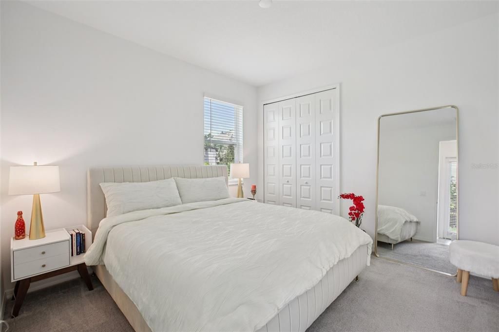 For Sale: $1,125,000 (6 beds, 5 baths, 5506 Square Feet)