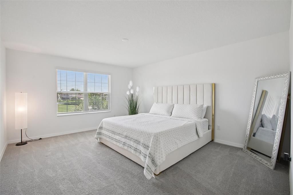 For Sale: $1,125,000 (6 beds, 5 baths, 5506 Square Feet)