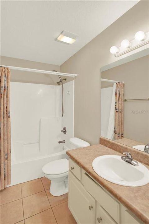 待售: $319,000 (3 贝兹, 2 浴室, 1348 平方英尺)