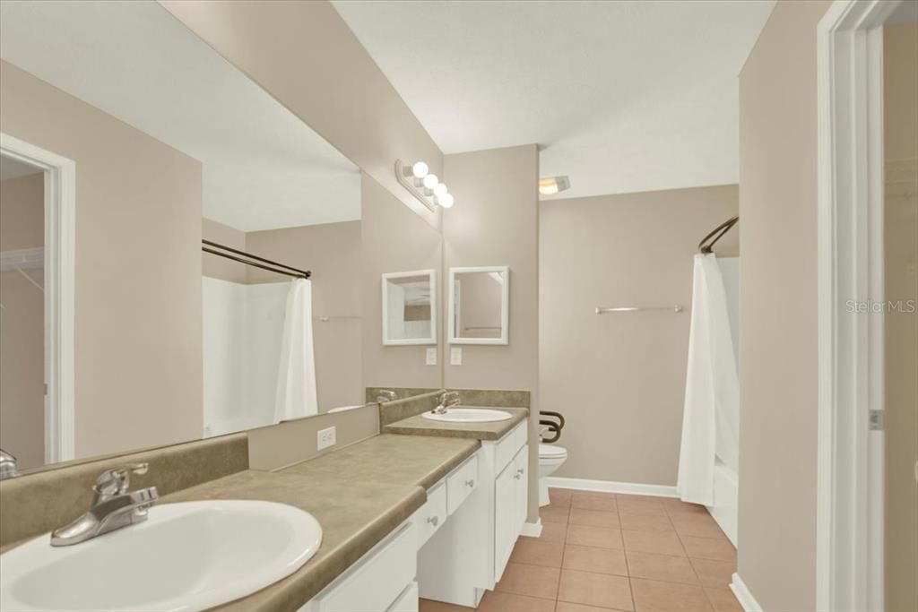 待售: $319,000 (3 贝兹, 2 浴室, 1348 平方英尺)