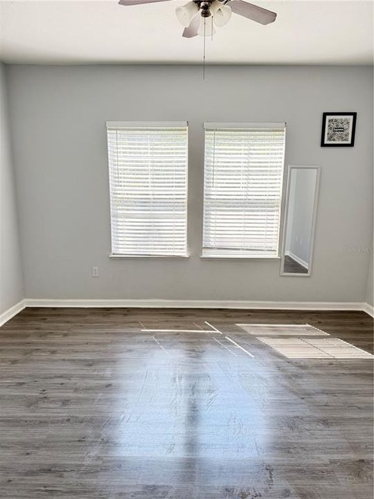 待售: $215,000 (2 贝兹, 2 浴室, 1397 平方英尺)