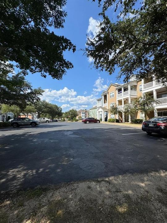 待售: $215,000 (2 贝兹, 2 浴室, 1397 平方英尺)