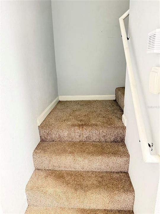 待售: $215,000 (2 贝兹, 2 浴室, 1397 平方英尺)