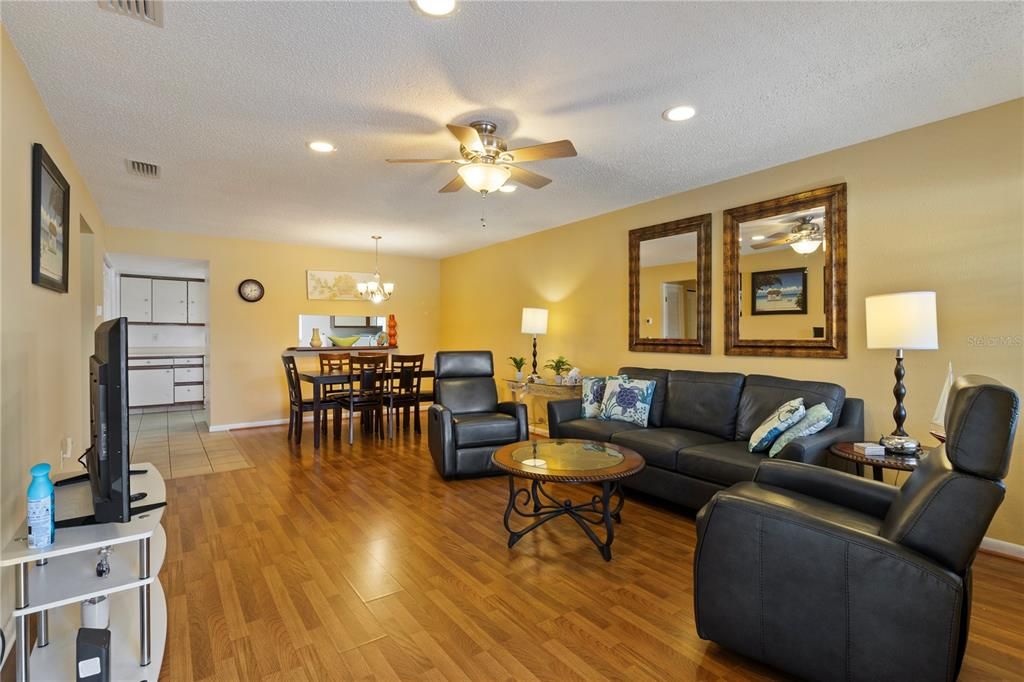 For Rent: $3,900 (2 beds, 2 baths, 1056 Square Feet)