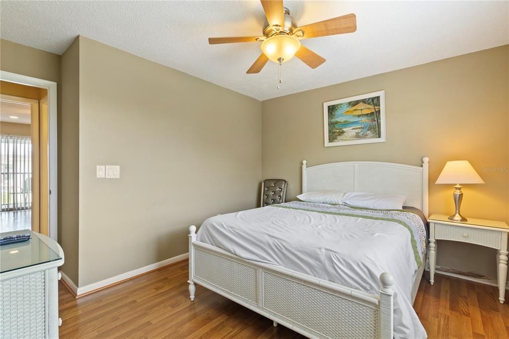 For Rent: $3,900 (2 beds, 2 baths, 1056 Square Feet)