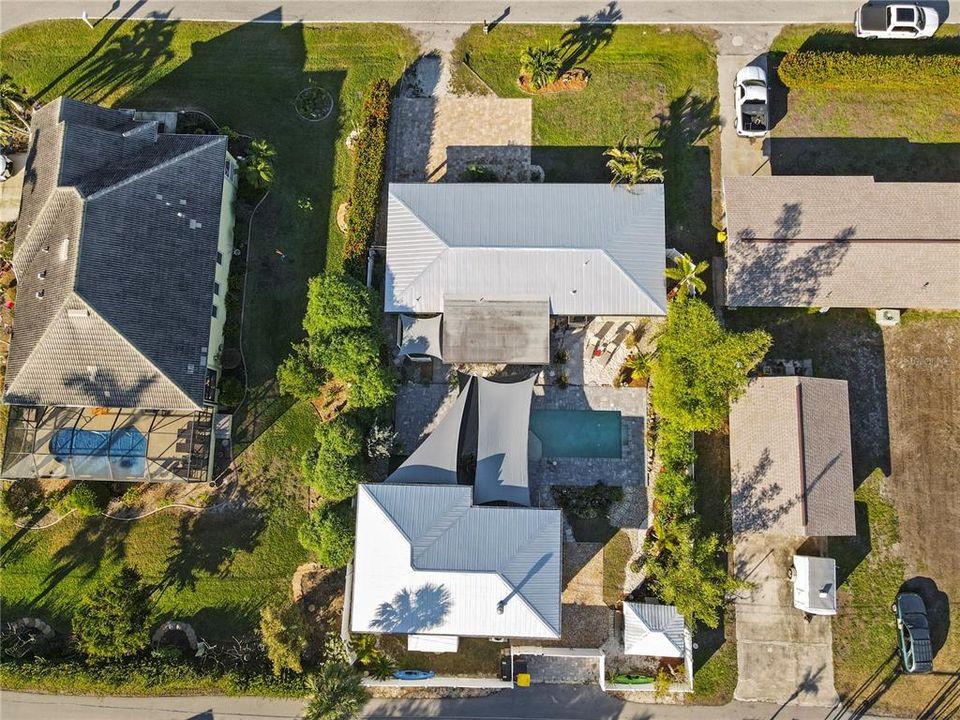 Active With Contract: $439,000 (3 beds, 3 baths, 1768 Square Feet)