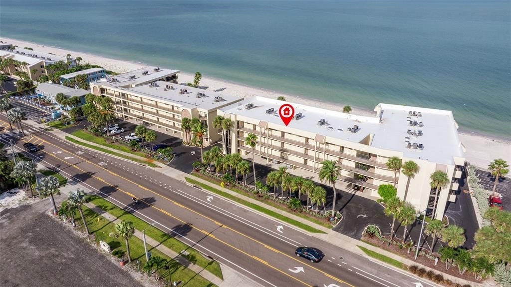 合同活跃: $996,000 (2 贝兹, 2 浴室, 1110 平方英尺)