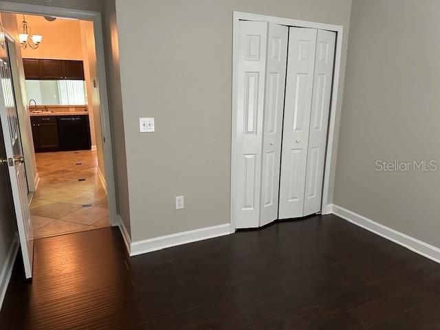 For Sale: $305,000 (3 beds, 2 baths, 1315 Square Feet)