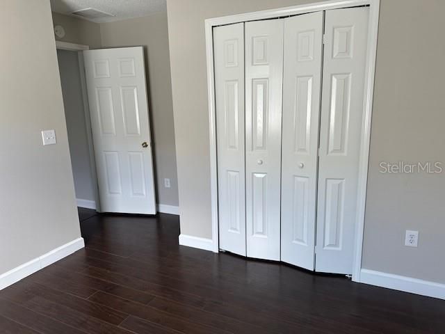 For Sale: $305,000 (3 beds, 2 baths, 1315 Square Feet)