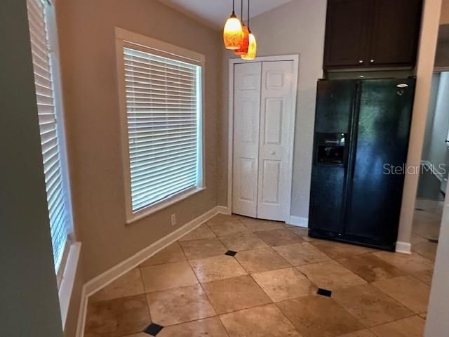 For Sale: $305,000 (3 beds, 2 baths, 1315 Square Feet)