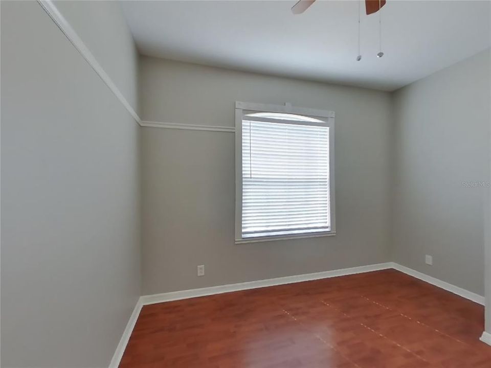 合同活跃: $2,029 (3 贝兹, 2 浴室, 1398 平方英尺)